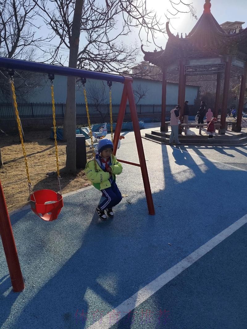 北京老山西里幼儿园——绿茵场上经风雨 北京老山西里幼儿园——绿茵场上经风雨